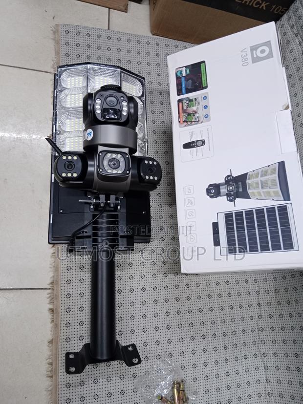 6mp 4g 3-Lens Solar Streetlight Motion Detection