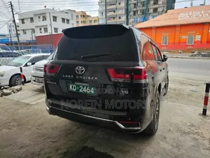 Toyota Land Cruiser 2024 Matt Black