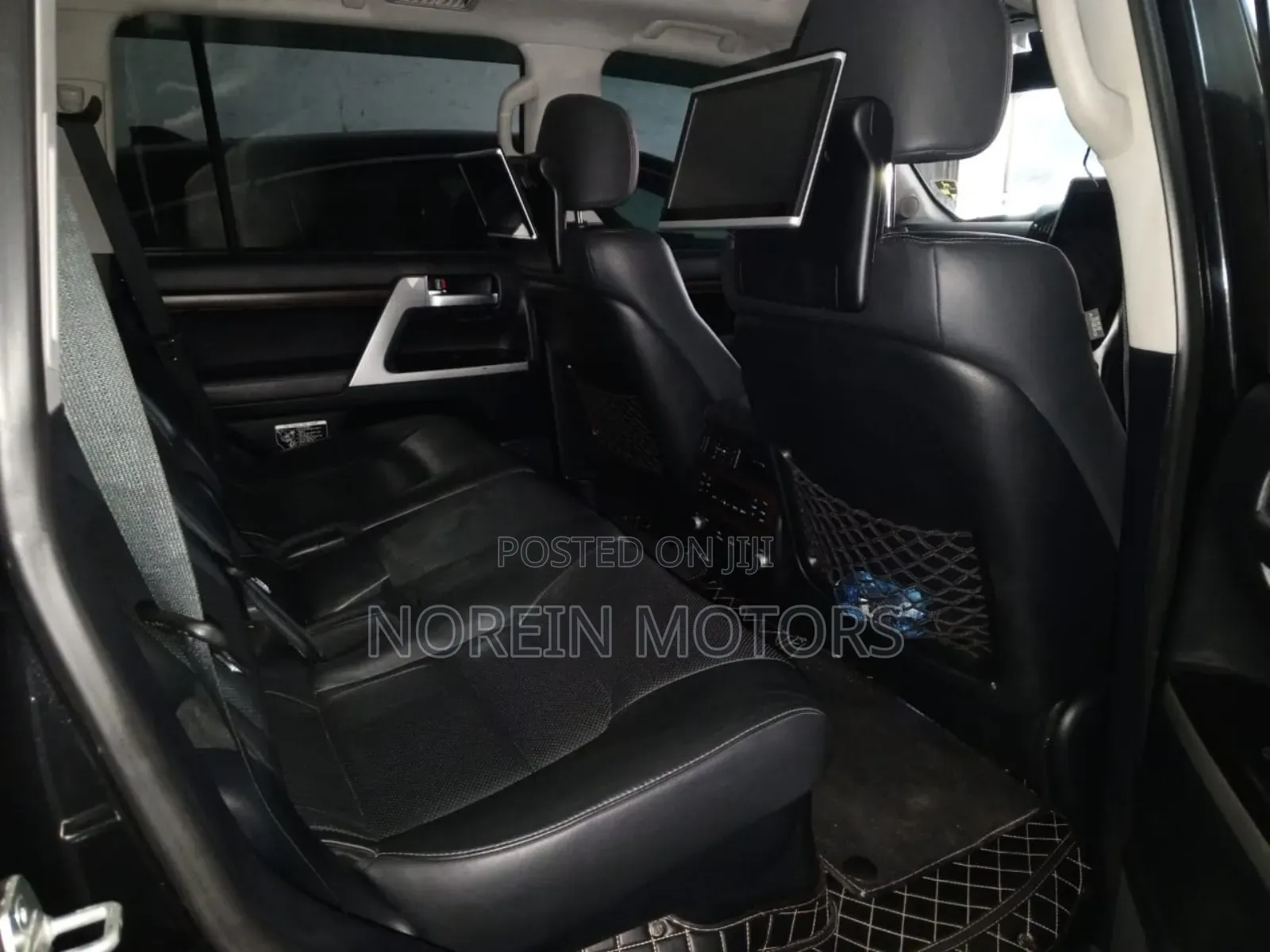 Toyota Land Cruiser 2024 Matt Black