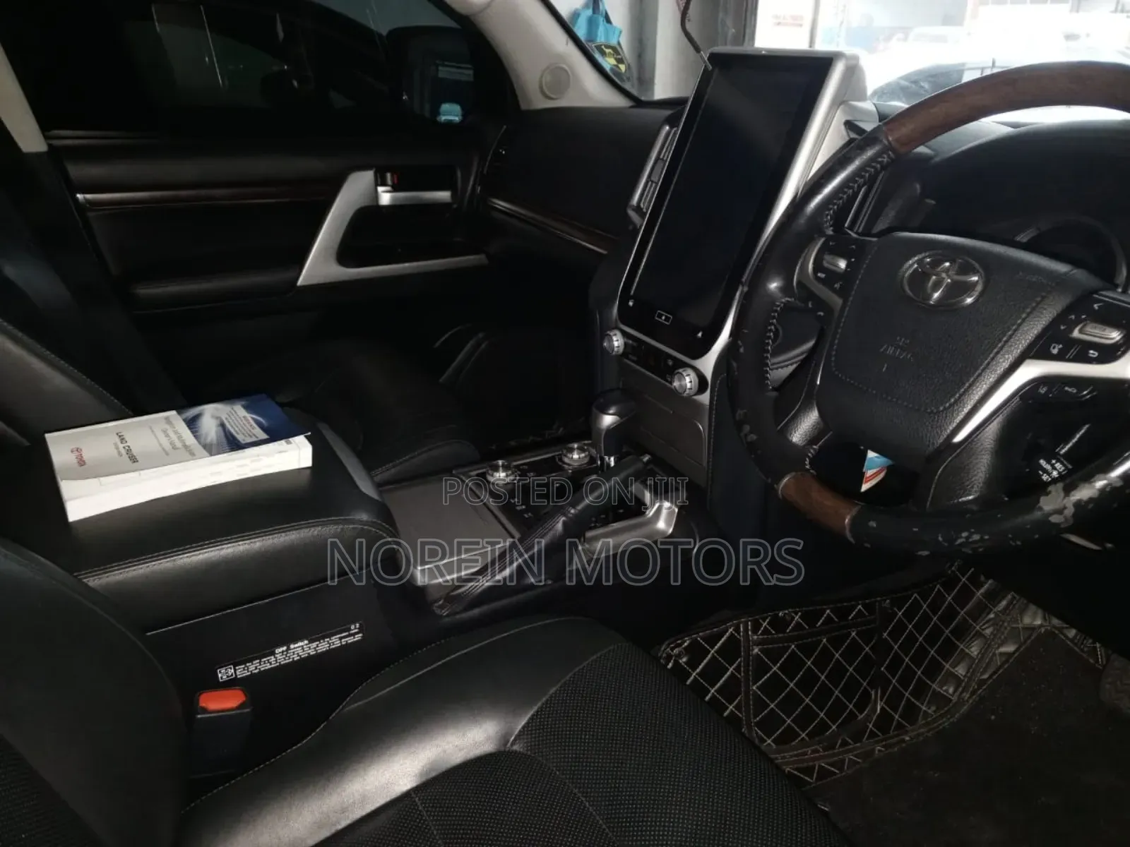 Toyota Land Cruiser 2024 Matt Black