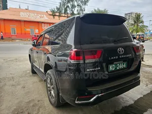 Toyota Land Cruiser 2024 Matt Black