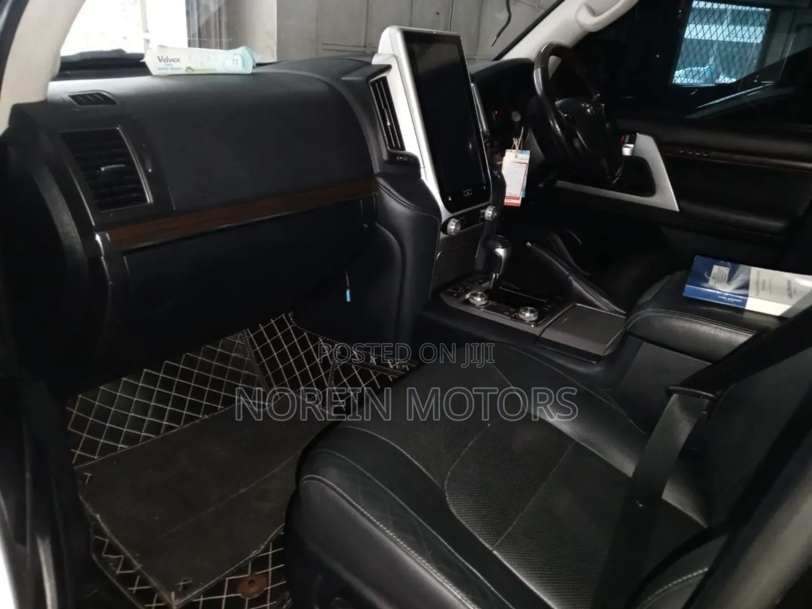Toyota Land Cruiser 2024 Matt Black