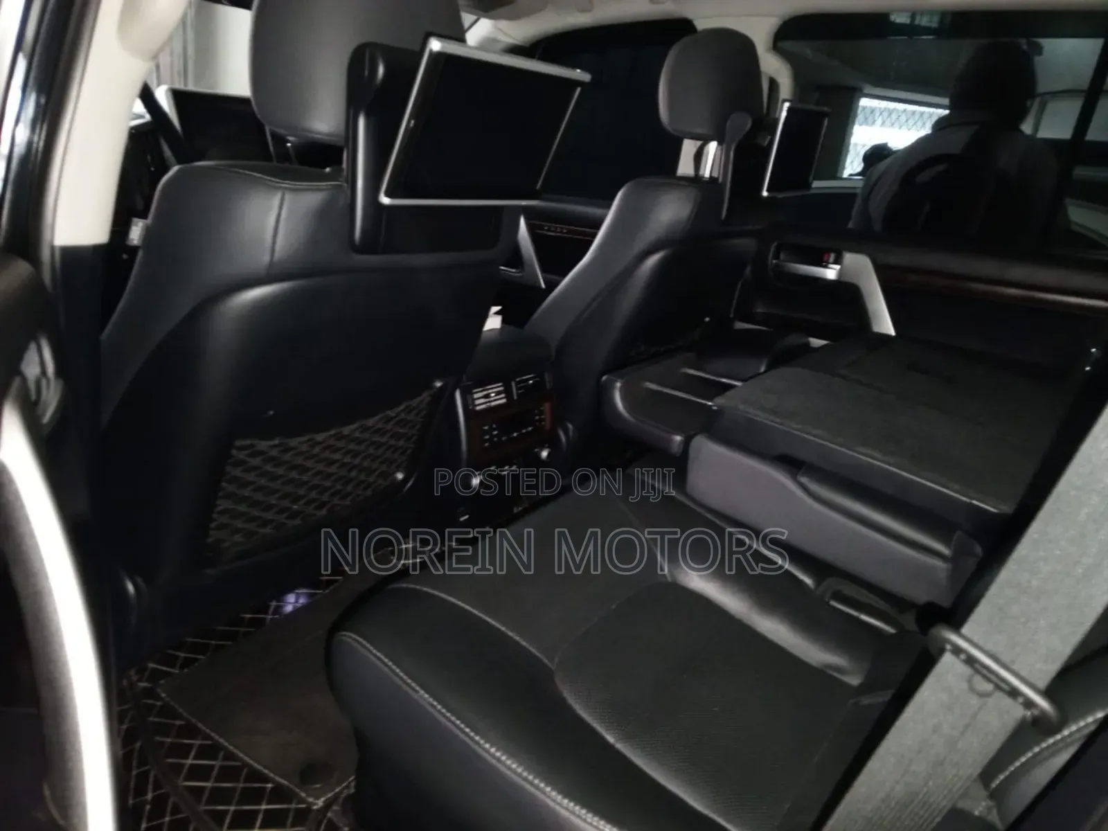 Toyota Land Cruiser 2024 Matt Black