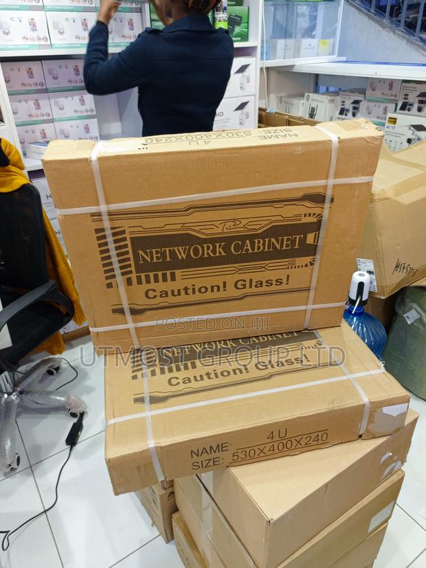 4u Data Cabinet With Ventilation Lock - main view