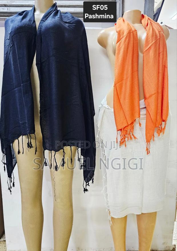 Scarf for Cold Weather - thumbnail 3