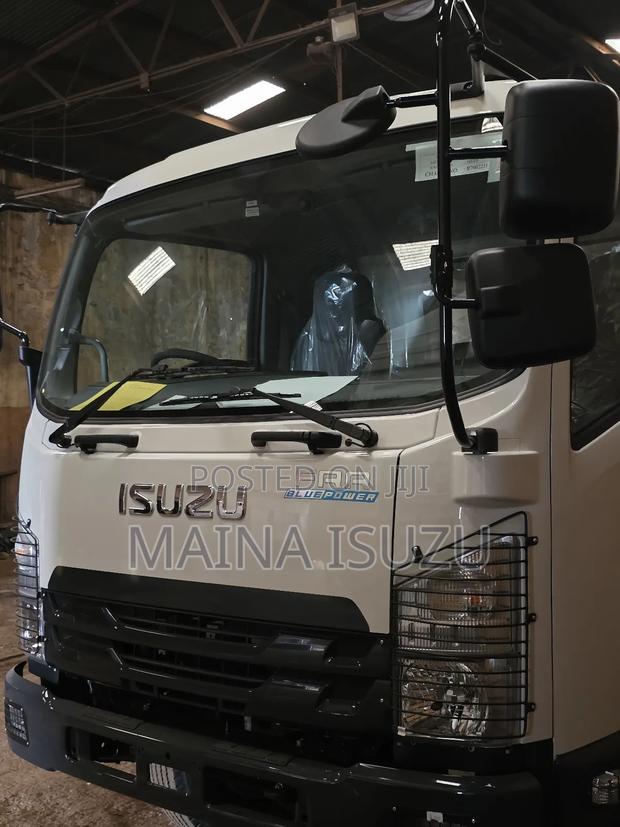 Isuzu Frr90 With Open Body – Zero Deposit , Zero Mileage - thumbnail 5