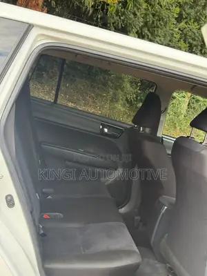 Toyota Corolla Fielder 1.5 Petrol AWD 2018 White