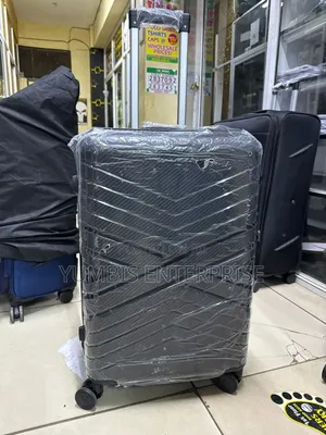 Black' Unisex Quality Rubber Pp Unbreakable Suitcase Height 66cm