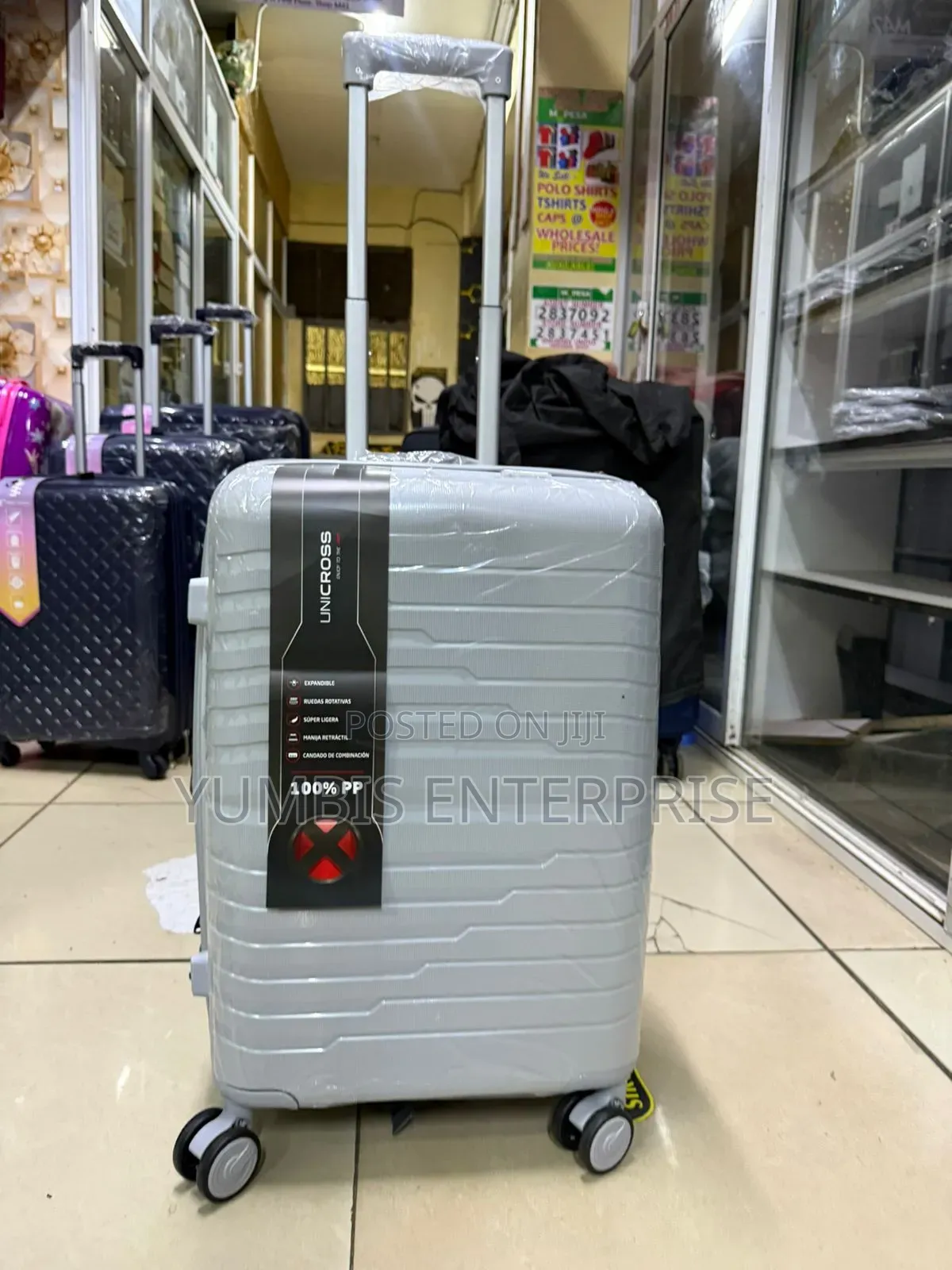 Small Size in Light Silver Grey Rubber 1pc Suitcase (59cm Height)