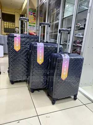New Design No 30/Size Xl Large 3 in 1 Rubber Unbreakable Suitcase Blue