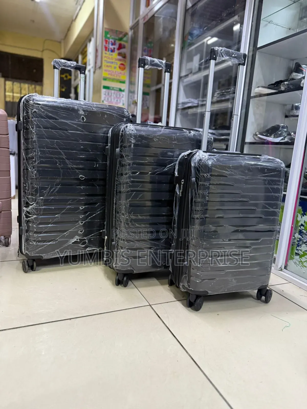 Full Set of Black Size 30 3 in 1 Rubber Suitcase Set