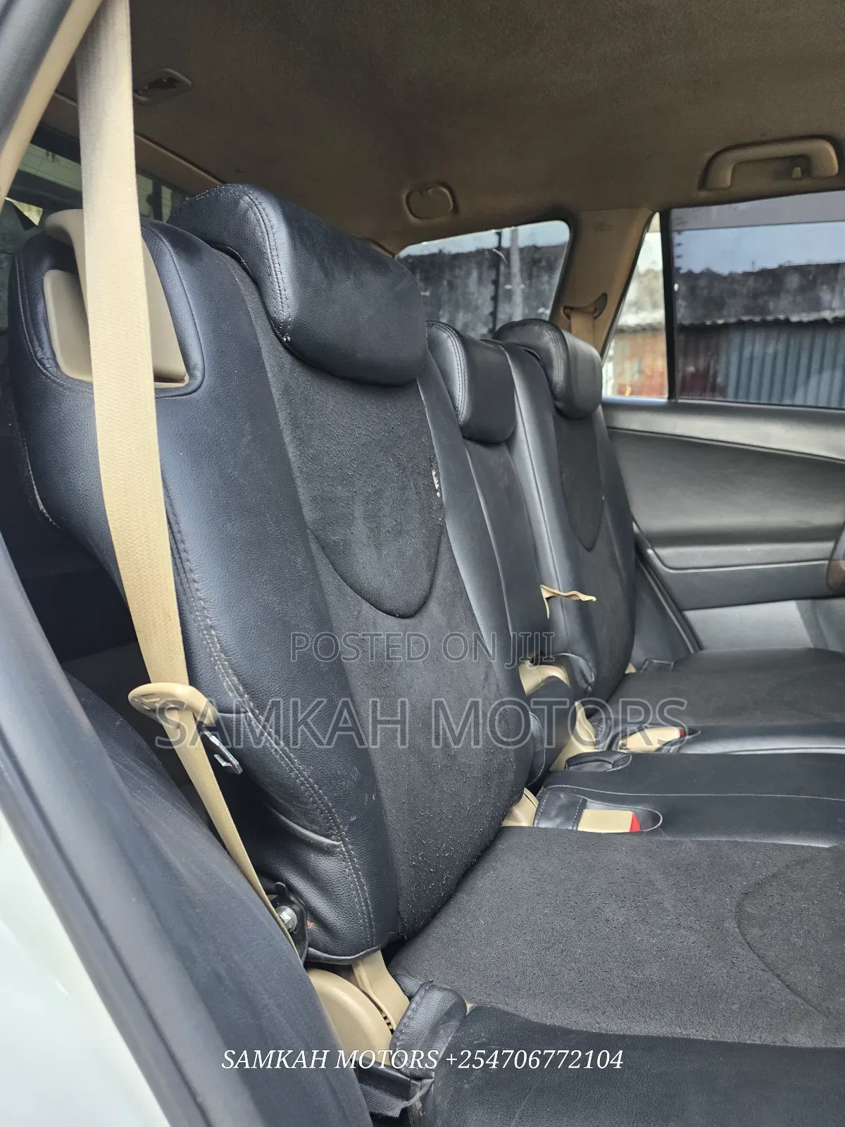 Toyota Vanguard 2014 White