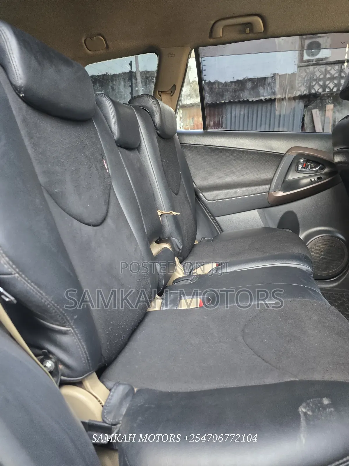 Toyota Vanguard 2014 White