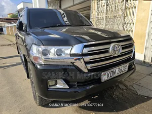 Toyota Land Cruiser 2016 Black