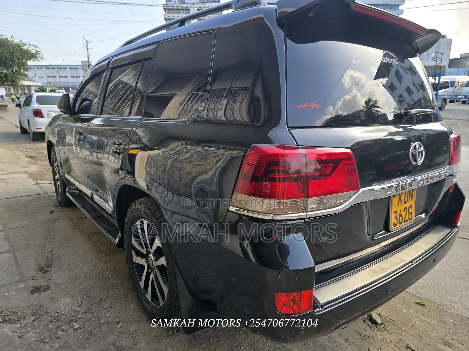 Toyota Land Cruiser 2016 Black