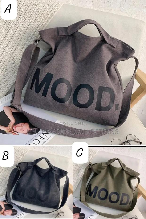 *Mood Large Capacity Shoulder Bag/Diagonal - main view