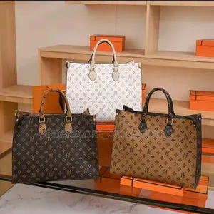 *Women Vintage Tote Bag* Closure Type: Zipper
