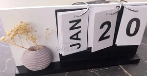 Table Top Decor Date Stand Calendar 24x12cm