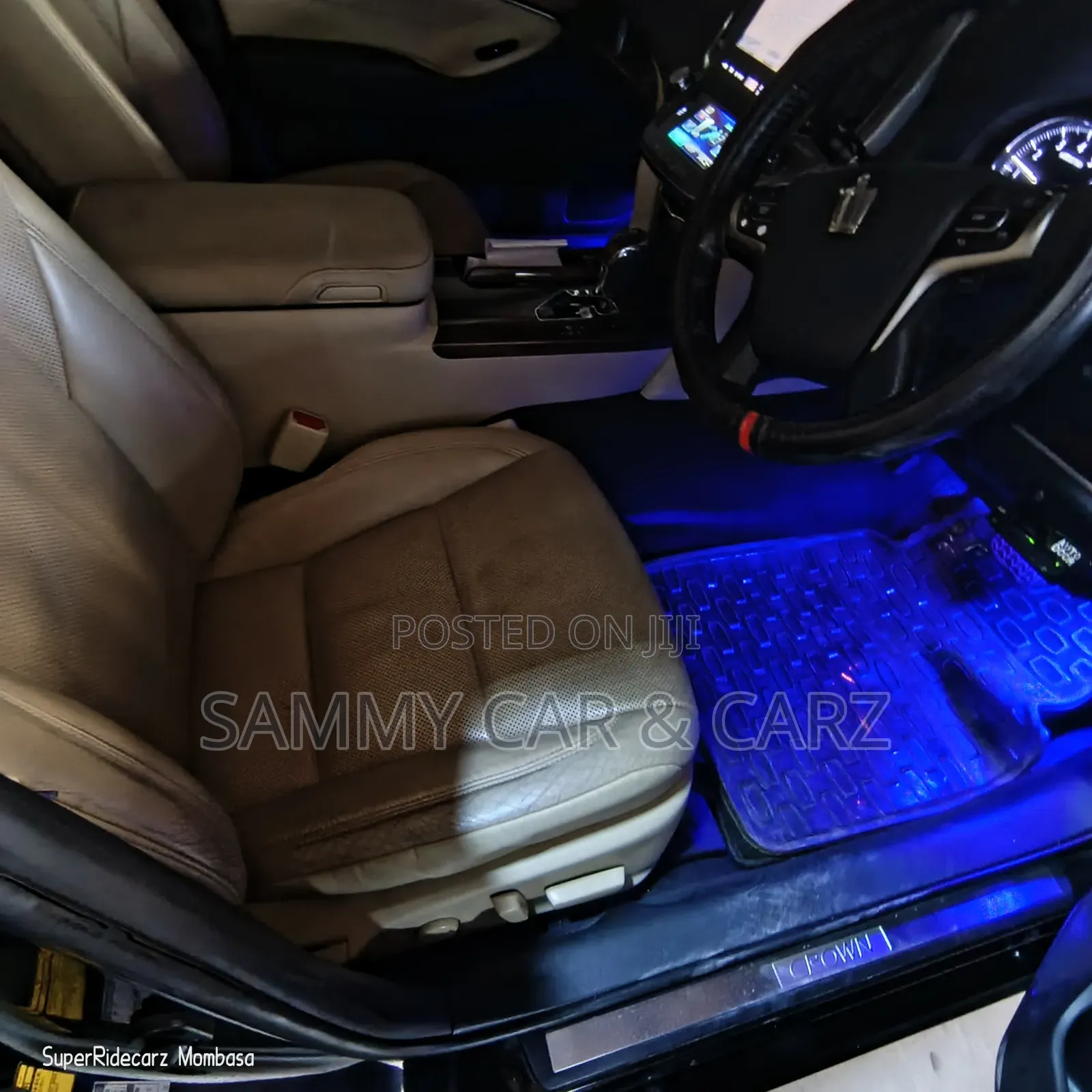 Toyota Crown 2014 Black
