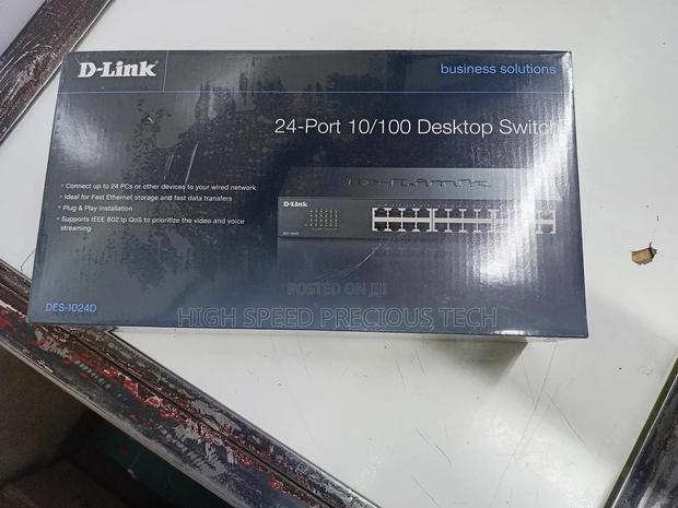 Dlink 24port Switch Rackmount 10/100mbps - main view