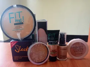 Foundations/Compact Powder/Setting Powder