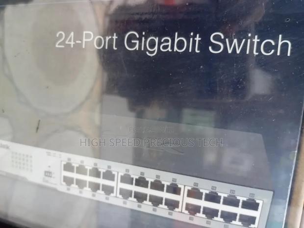 Dlink 24port Gigabit Switch Dgs1024d - thumbnail 2