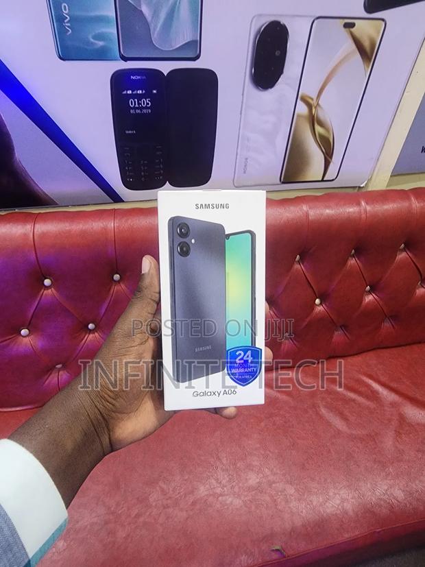 New Samsung Galaxy A06 128 GB Black - thumbnail 2