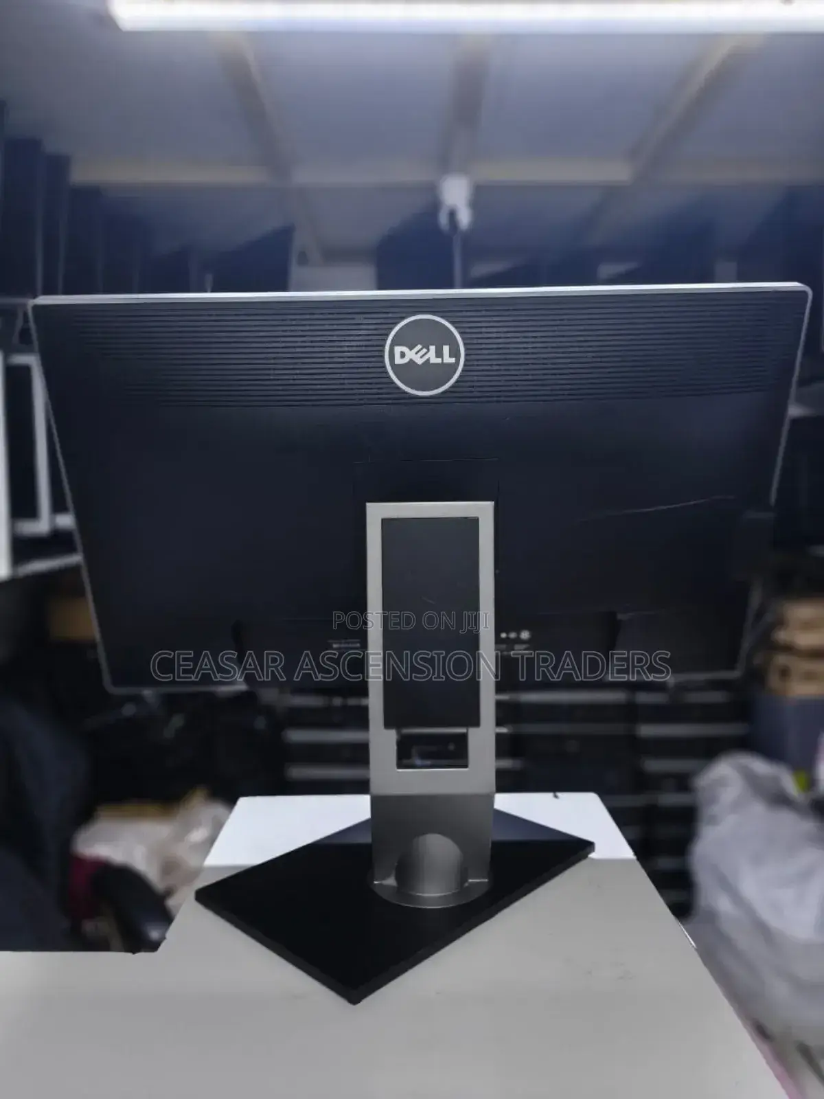 Dell 27inches