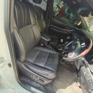 Toyota Harrier 2017 White