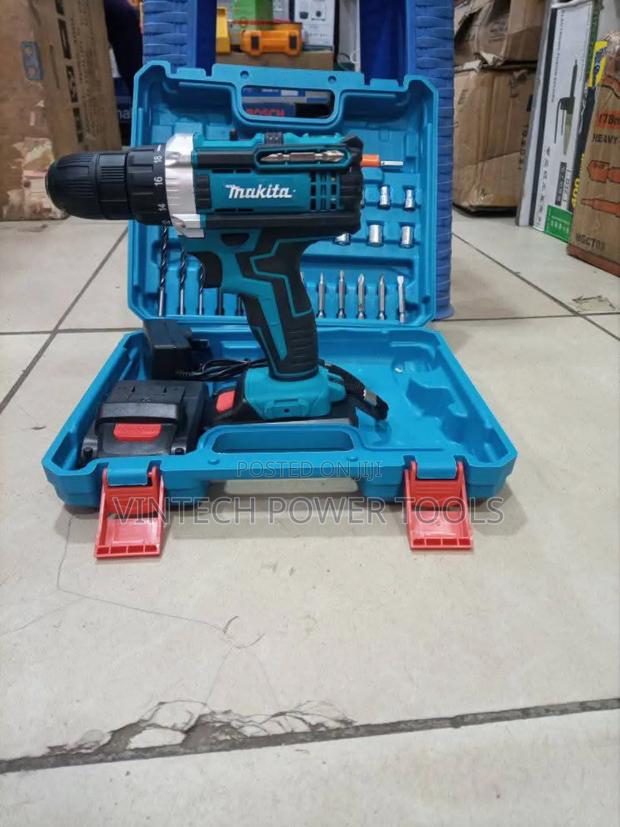 Makita 26 v Cordless Drill