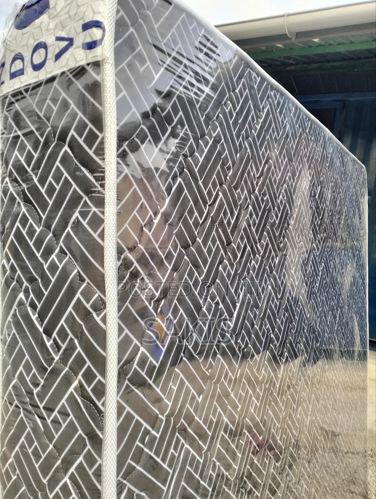 King Size 6 X 6 X 10 Quilted Mattresses! Free Delivery