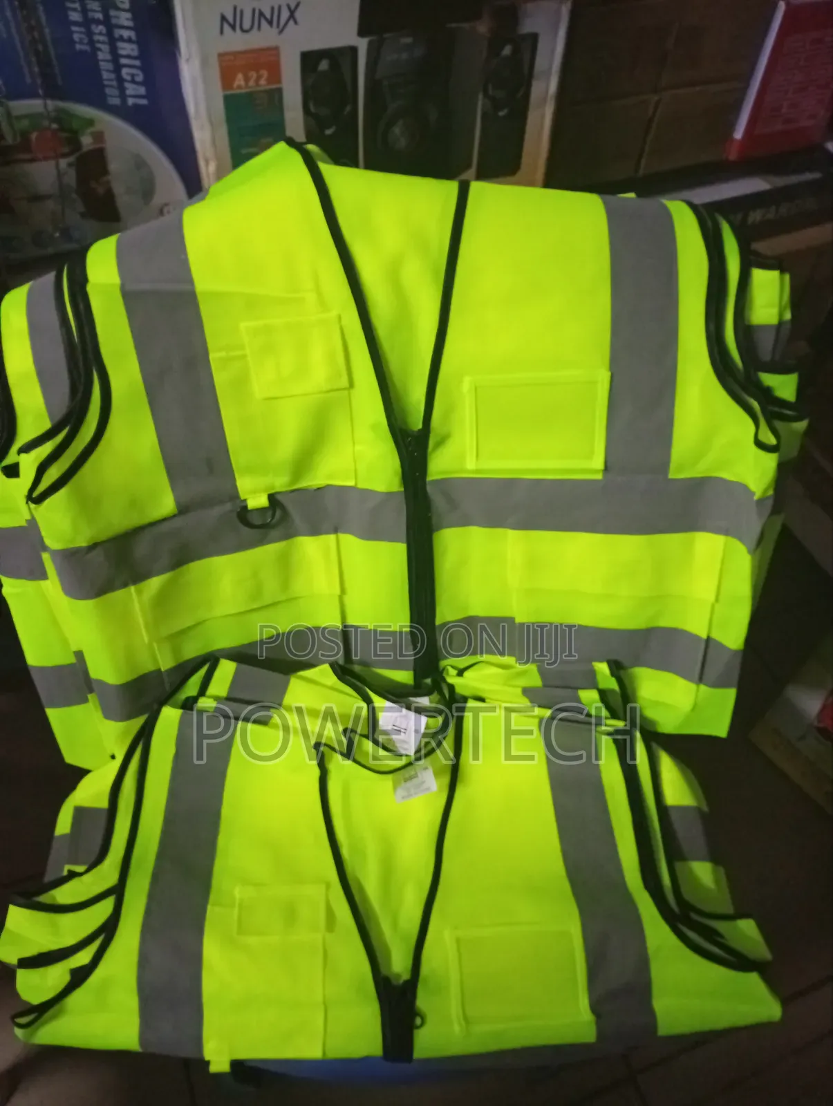 Reflector, Reflector