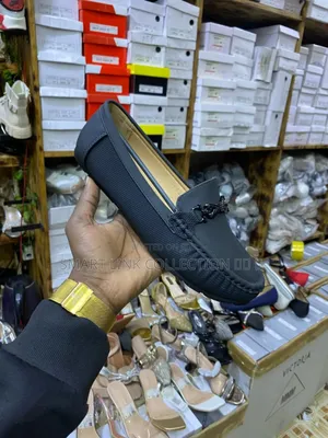 Ladies Flats Shoes
