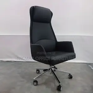 Black Executive Leather Seat