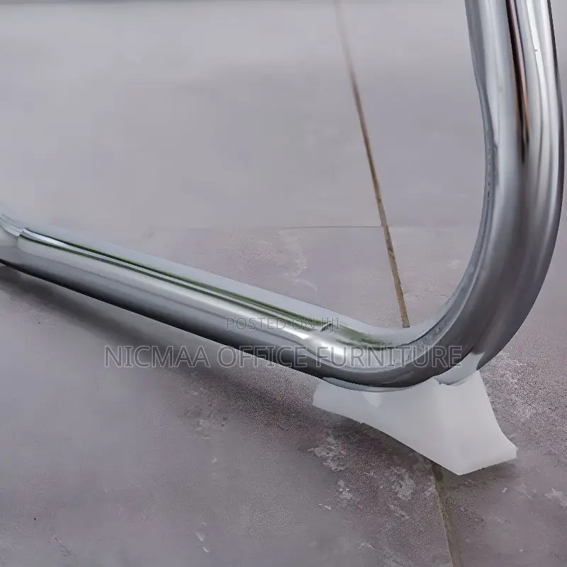 Black Visitor Ergonomic Seat