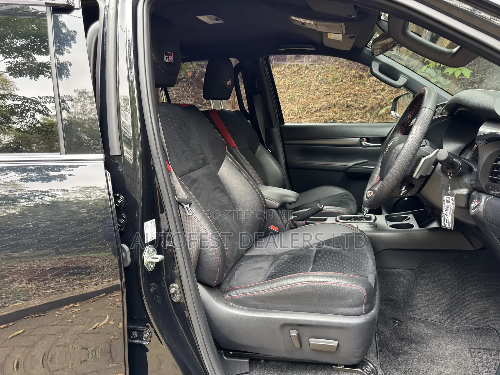 Toyota Hilux 2020 Black