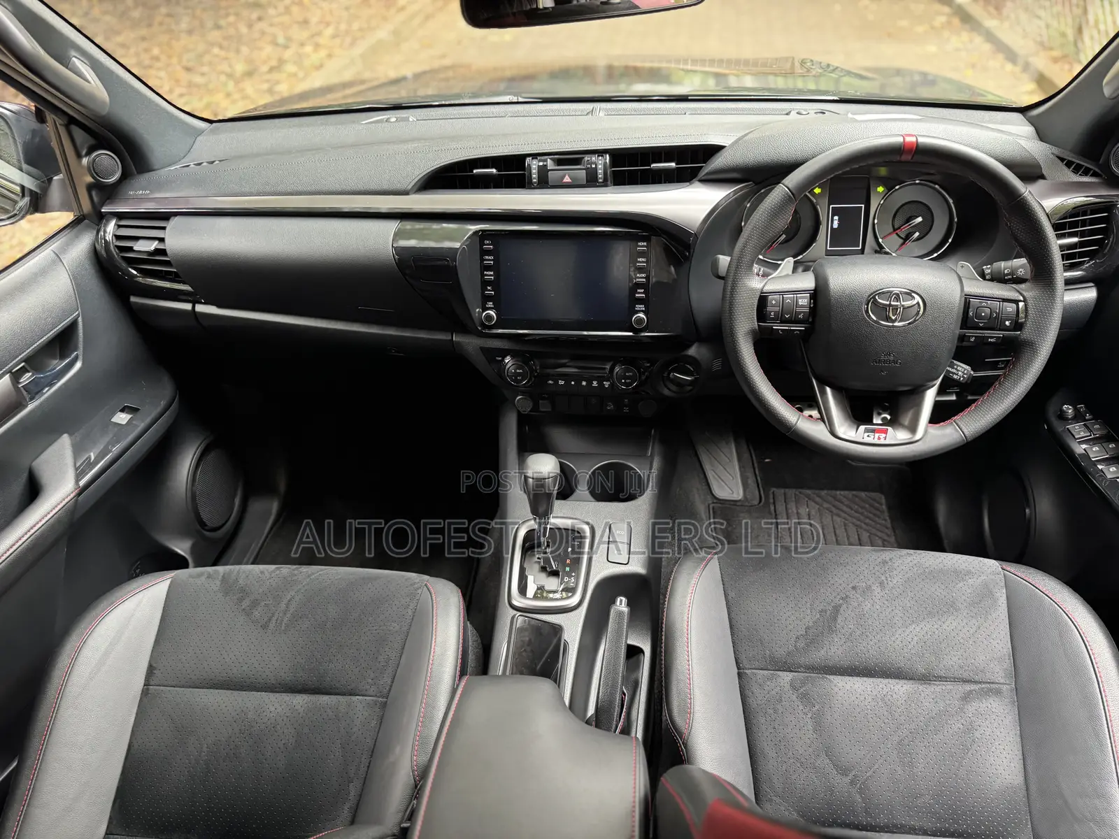 Toyota Hilux 2020 Black