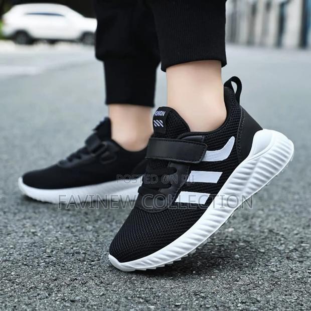 Unisex Sporty Kids Sneakers