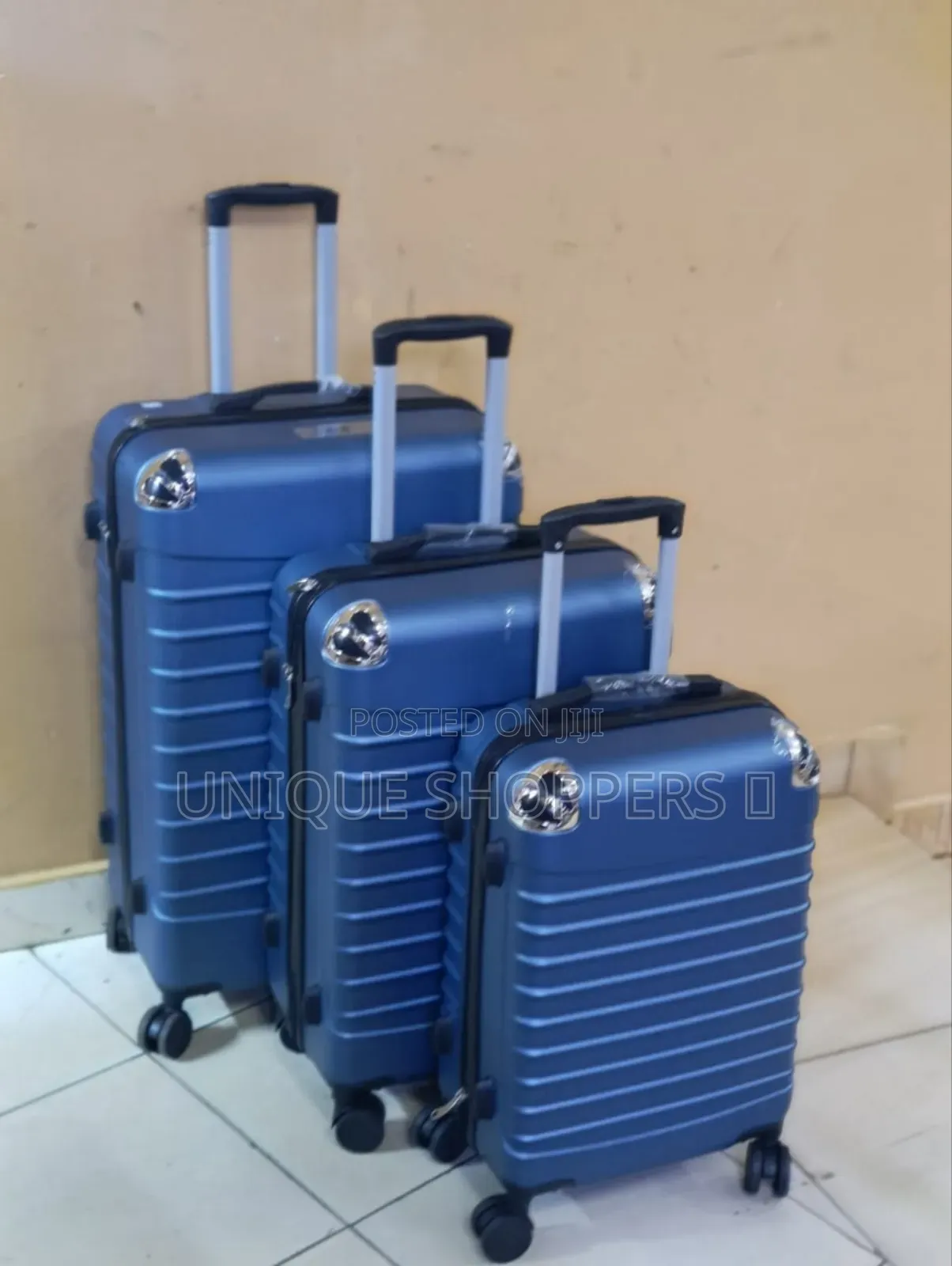 3 in 1 Luxurious Fibre Suitcase*