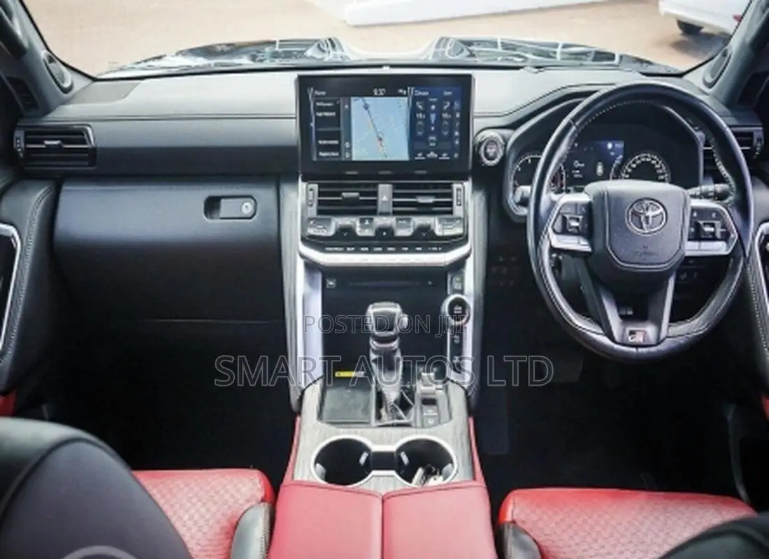 Toyota Land Cruiser 3.3 Diesel 4WD 2021 Black