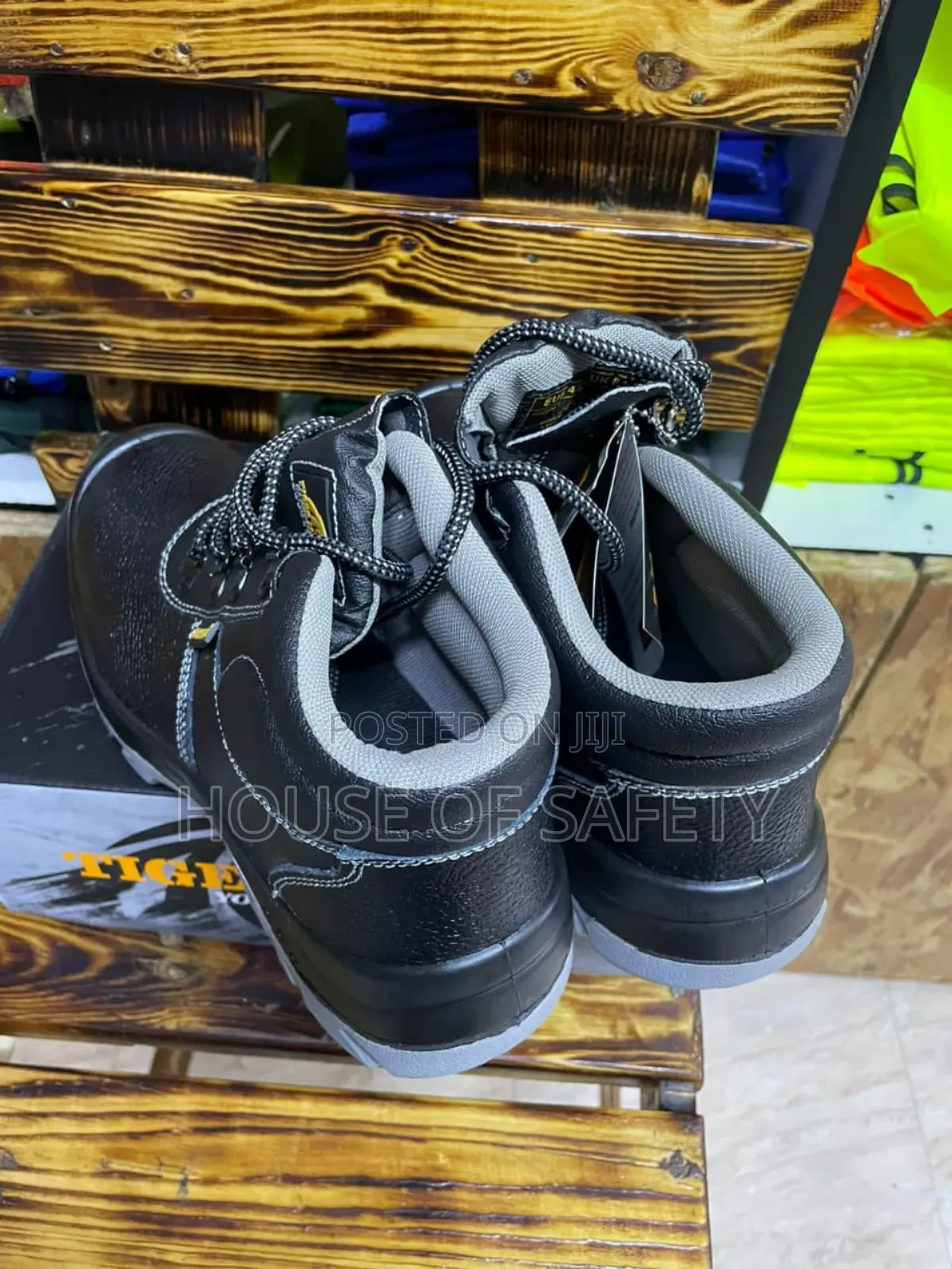 Tiger Master Safety Shoes