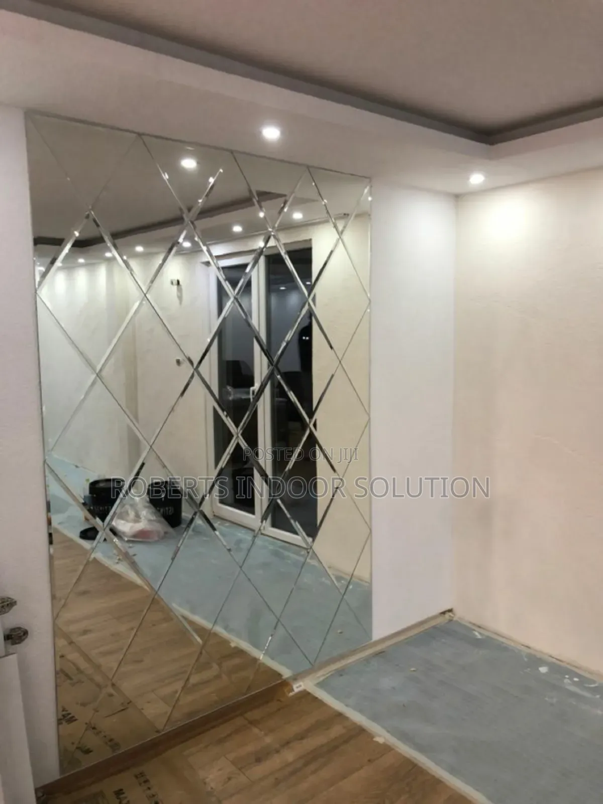 Acrylic Mirror,Modern Reflection, Endless Creativity