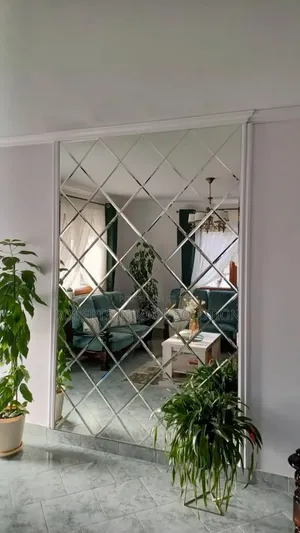 Acrylic Mirror, Beyond Class, Beyond Expectations