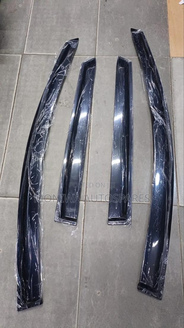 Windbreakers Toyota Auris 2012-2018