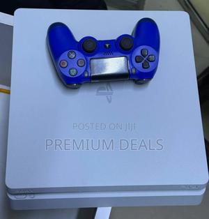 Chipped White Ps4 With 9games Available. - main view