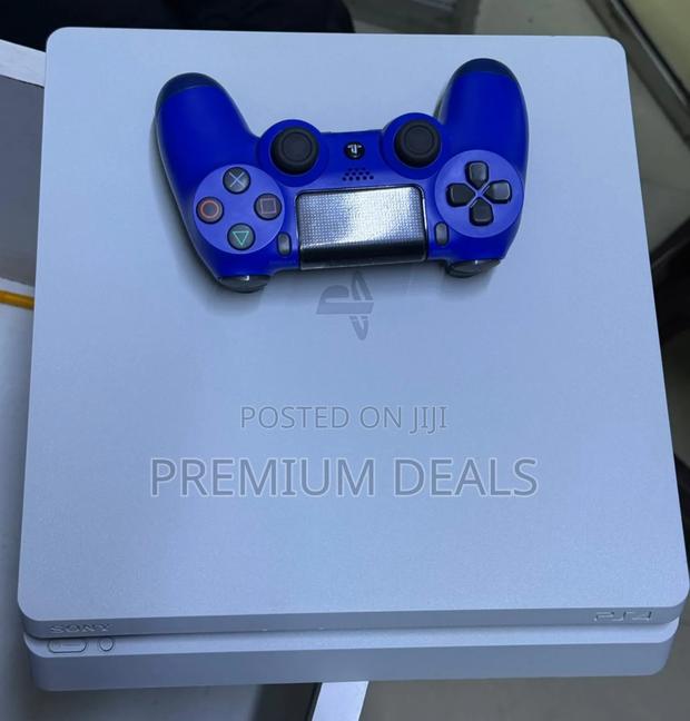 Chipped White Ps4 With 9games Available.
