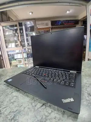 Laptop Lenovo ThinkPad X380 Yoga 8GB Intel Core i5 SSD 256GB