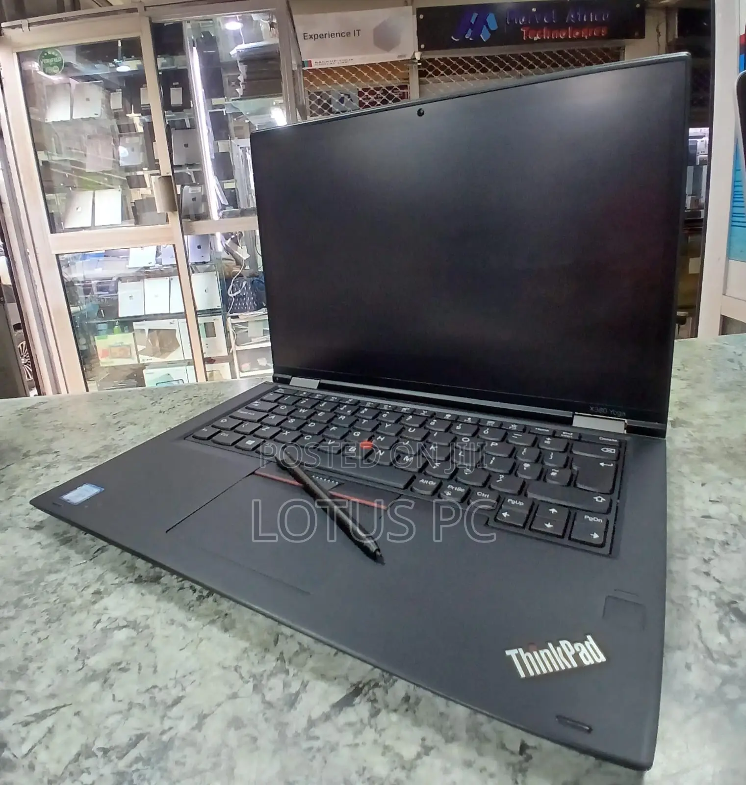 Laptop Lenovo ThinkPad X380 Yoga 8GB Intel Core i5 SSD 256GB