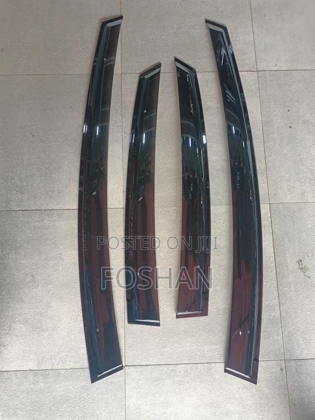 Toyota Prius Windbreakers - main view