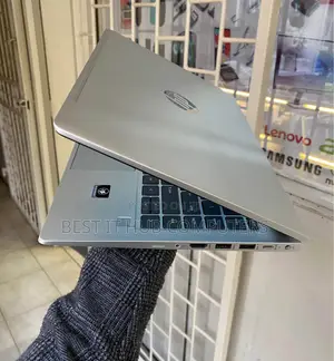 Laptop HP EliteBook 640 G9 16GB Intel Core i7 SSD 512GB